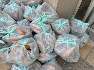 בני נוער אזרו בהתנדבות בטטה לנזקקים