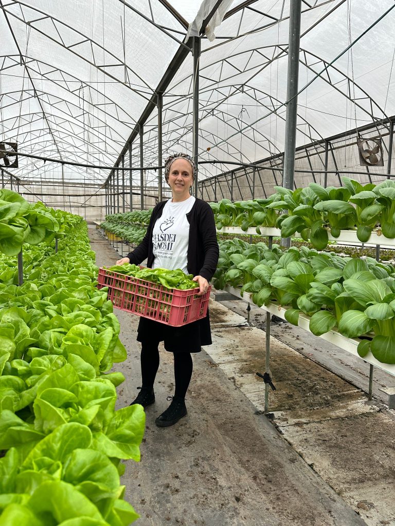 צוות חסדי נעמי מתגייסים לצו 8 לחקלאות